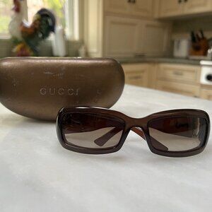 Gucci Vintage Snaffle Bit Sunglasses (Brown/Gold Color)